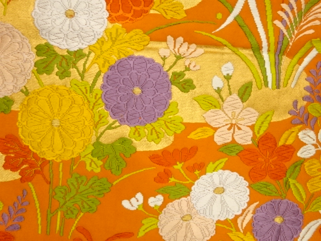  唐織秋草にヱ霞模様織出し袋帯